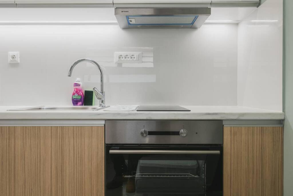 Peris 2 - Central Apt Near Old Town - Ac, Washer Chania  Ngoại thất bức ảnh