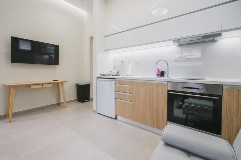 Peris 2 - Central Apt Near Old Town - Ac, Washer Chania  Ngoại thất bức ảnh